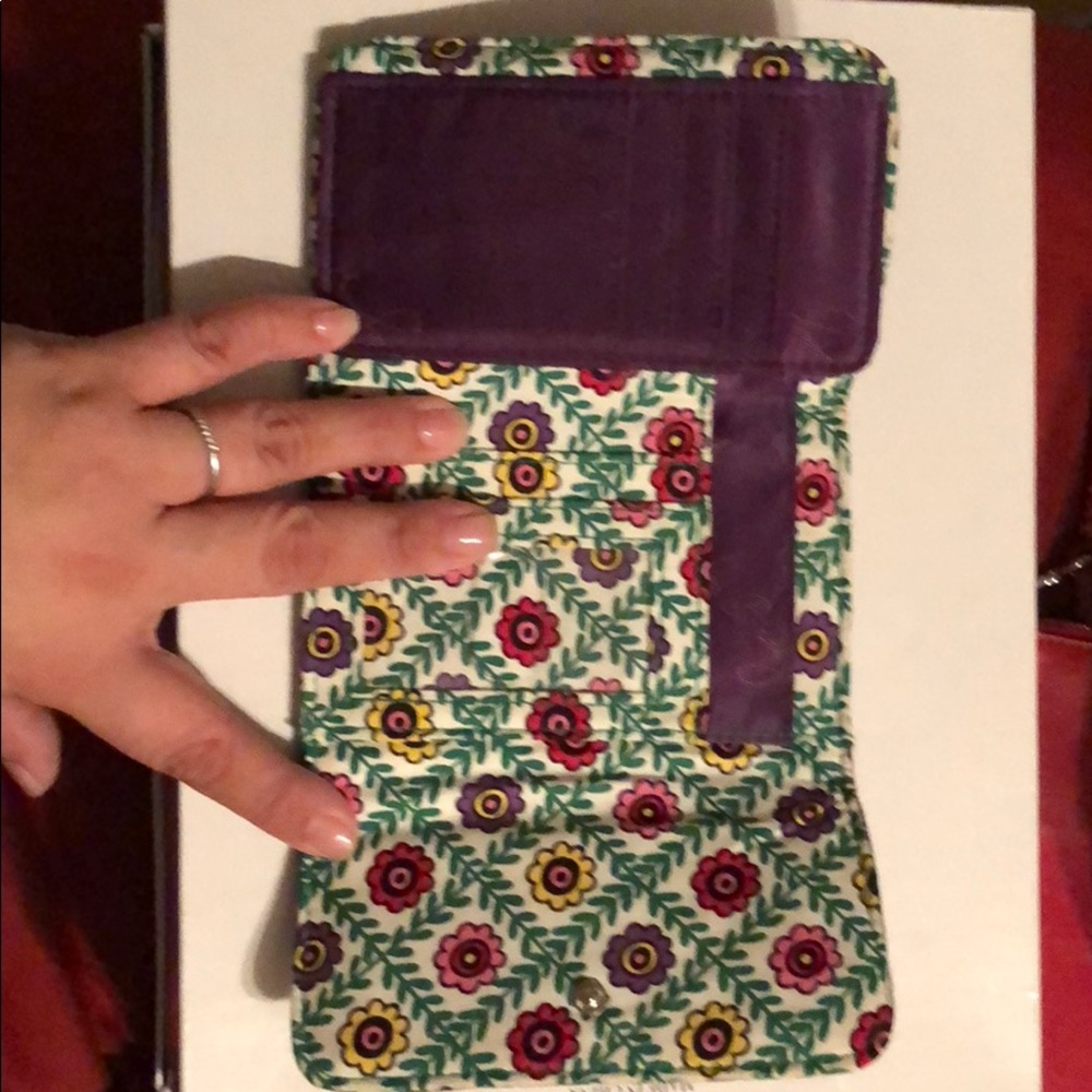 Vera Bradley 3/30$ - Picture 4 of 5